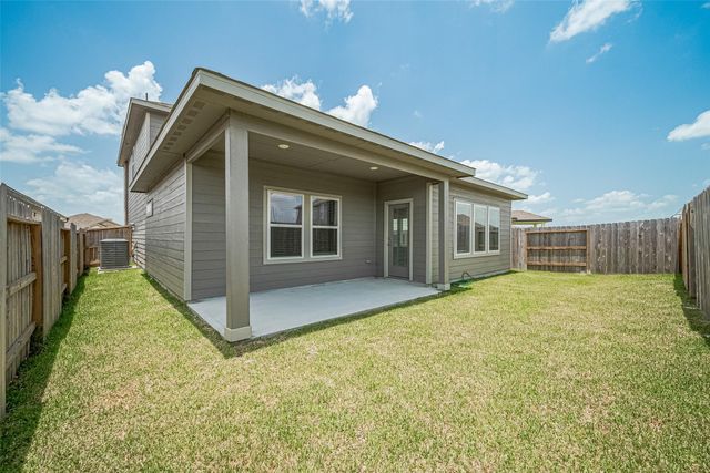 18818 Frost Ridge Drive, Crosby, TX 77532