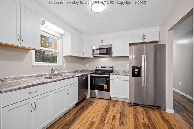 253 Bud Chatten Road, Leon, WV 25123