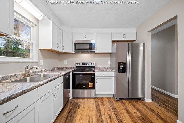 253 Bud Chatten Road, Leon, WV 25123