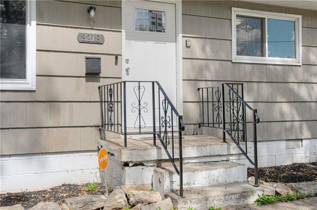 3218 LATHROP Avenue, Kansas City, KS 66104