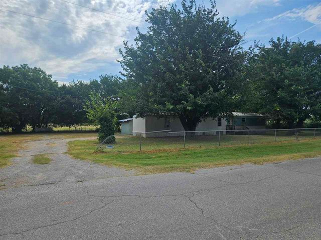 67 Ash Ave, Elgin, OK 73538