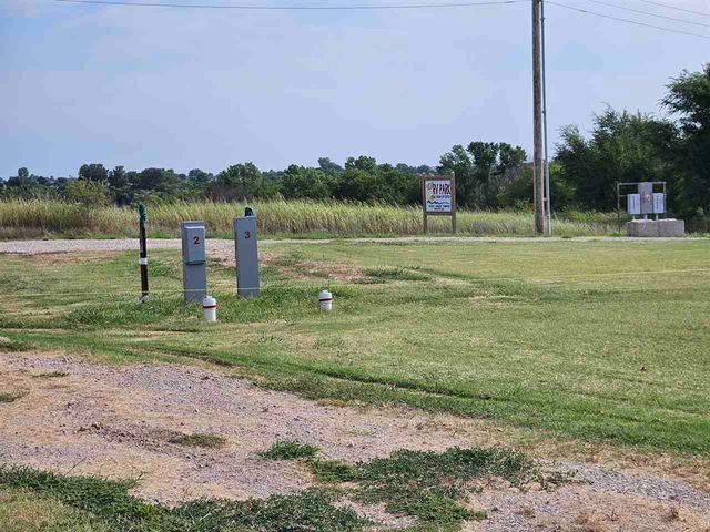 67 Ash Ave, Elgin, OK 73538