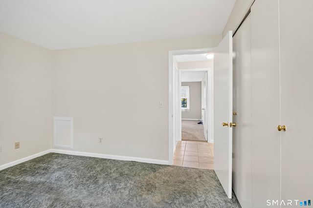 12 Esquire Drive A, Manchester, CT 06042