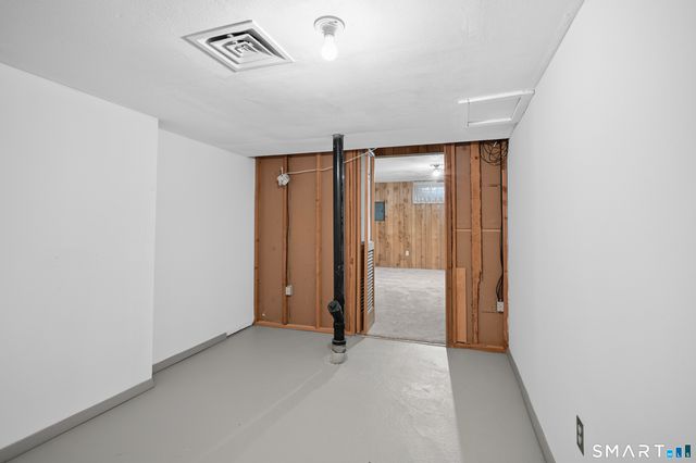 12 Esquire Drive A, Manchester, CT 06042