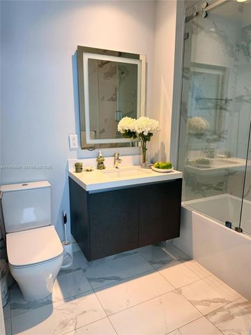 851 NE 1st Ave 2212, Miami, FL 33132