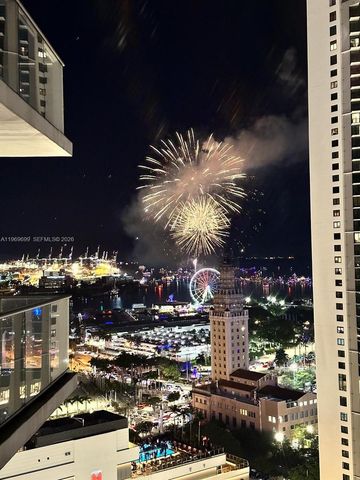 851 NE 1st Ave 2212, Miami, FL 33132