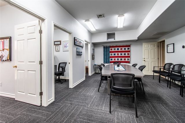4918 Holly Road B1, Corpus Christi, TX 78411