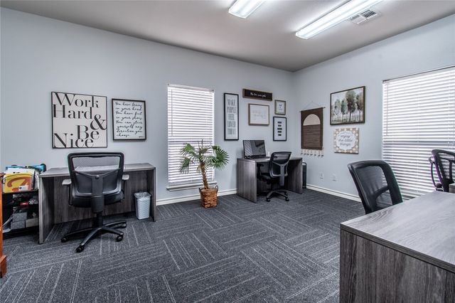 4918 Holly Road B1, Corpus Christi, TX 78411