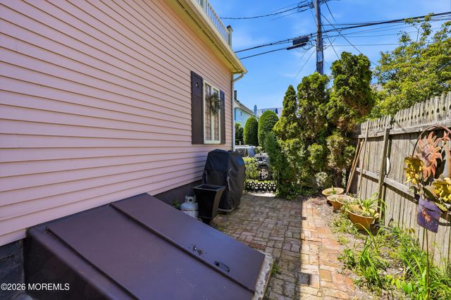 61 Franklin Avenue, Ocean Grove, NJ 07756