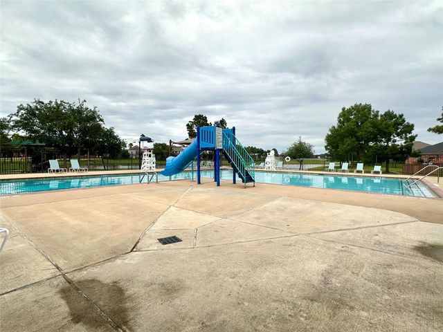 3207 Mossy Bend Lane, Pearland, TX 77581