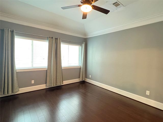 8832 Ashbloom Lane, Houston, TX 77080