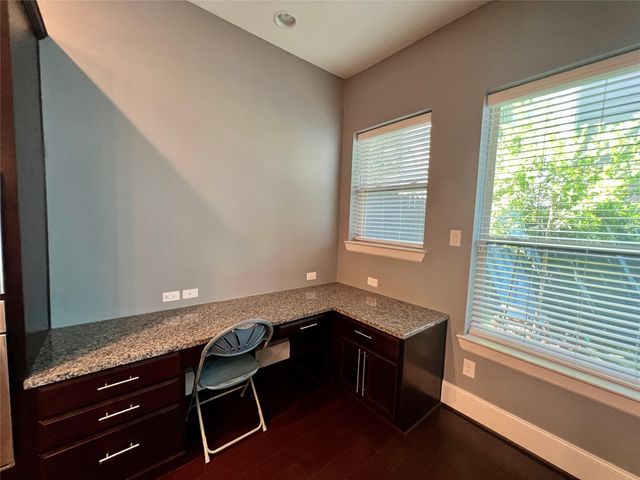 8832 Ashbloom Lane, Houston, TX 77080