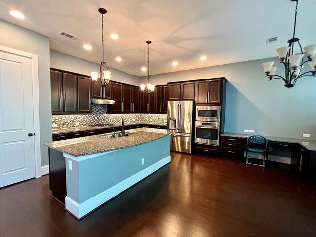 8832 Ashbloom Lane, Houston, TX 77080