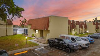 8920 Palm Tree Lane 8920, Pembroke Pines, FL 33024