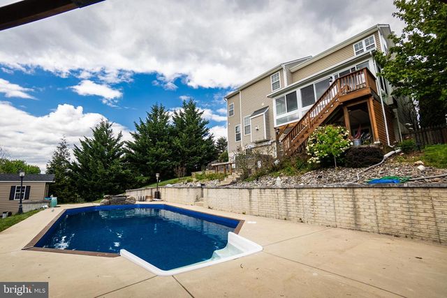 132 JOSHUA DR, Hanover, PA 17331