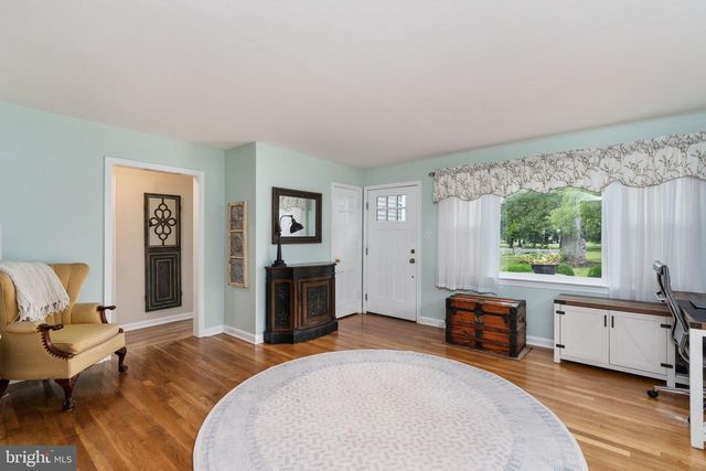 3801 WOODLEY DR, Alexandria, VA 22309