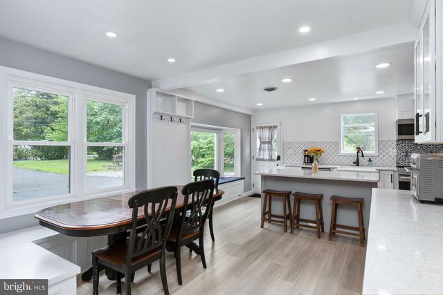3801 WOODLEY DR, Alexandria, VA 22309