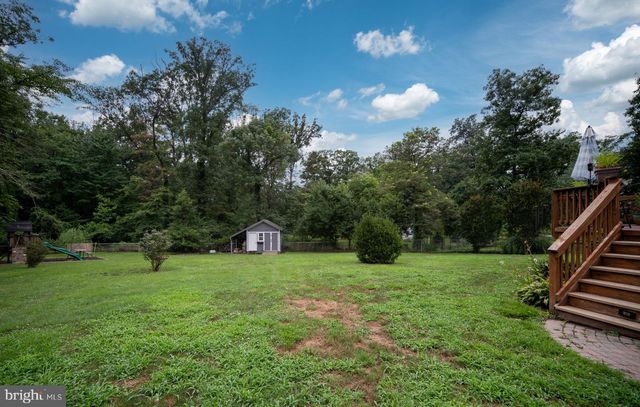 3801 WOODLEY DR, Alexandria, VA 22309