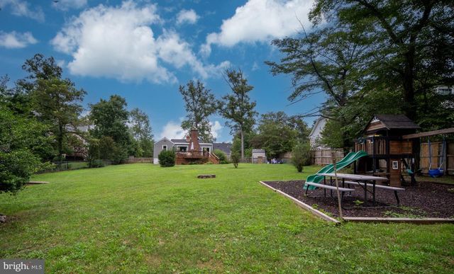 3801 WOODLEY DR, Alexandria, VA 22309