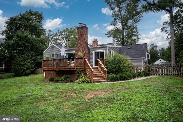 3801 WOODLEY DR, Alexandria, VA 22309