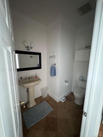 46 Mansion Ridge Boulevard, Monroe, NY 10950