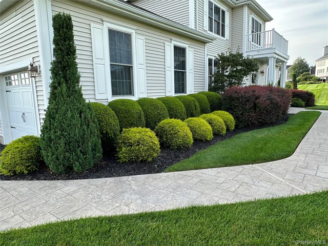 46 Mansion Ridge Boulevard, Monroe, NY 10950