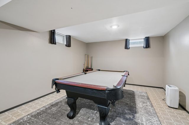 1765 Galtier Street, Roseville, MN 55113