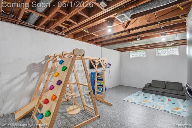 14020 Borgman Street, Oak Park, MI 48237