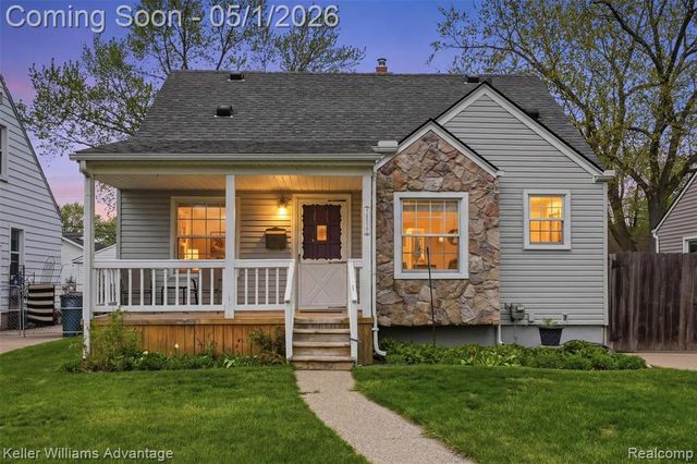 14020 Borgman Street, Oak Park, MI 48237
