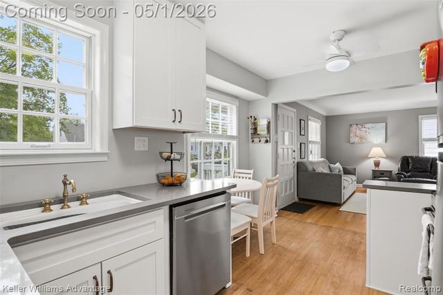 14020 Borgman Street, Oak Park, MI 48237