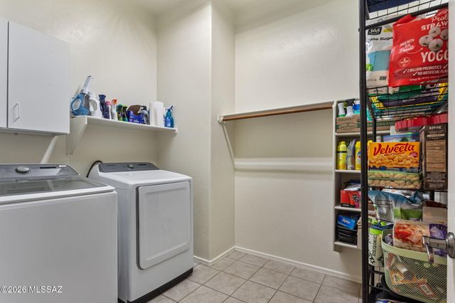 6592 W Sydney Court, Tucson, AZ 85757