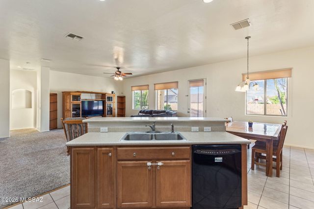 6592 W Sydney Court, Tucson, AZ 85757