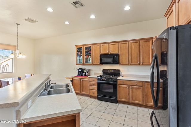 6592 W Sydney Court, Tucson, AZ 85757