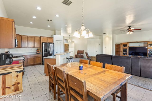6592 W Sydney Court, Tucson, AZ 85757