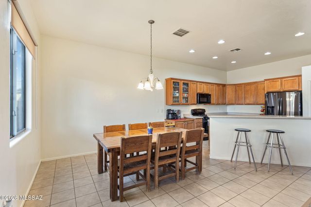 6592 W Sydney Court, Tucson, AZ 85757