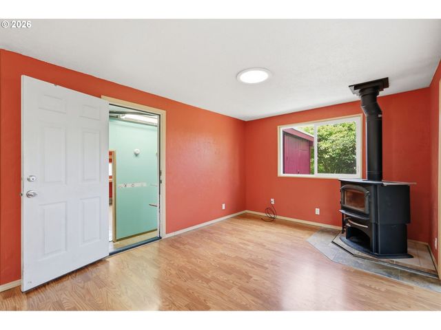 3987 ANDOVER St, Eugene, OR 97404