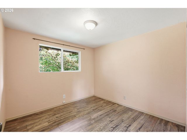 3987 ANDOVER St, Eugene, OR 97404