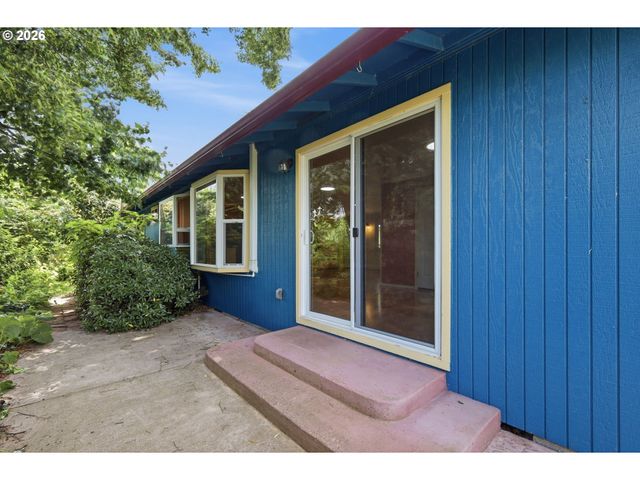 3987 ANDOVER St, Eugene, OR 97404