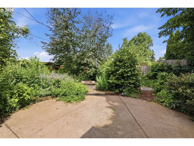 3987 ANDOVER St, Eugene, OR 97404