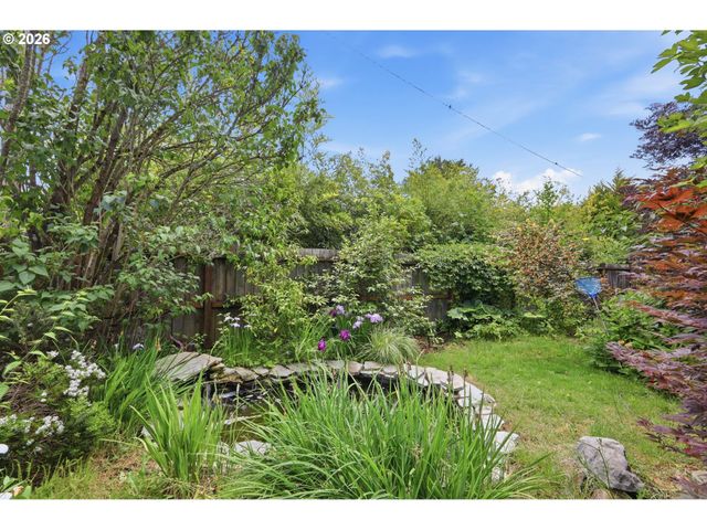 3987 ANDOVER St, Eugene, OR 97404