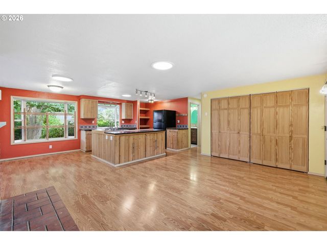 3987 ANDOVER St, Eugene, OR 97404
