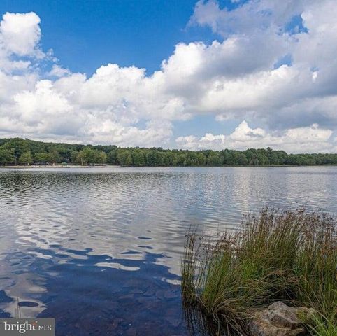 168 LAUREL LANE, Blakeslee, PA 18610