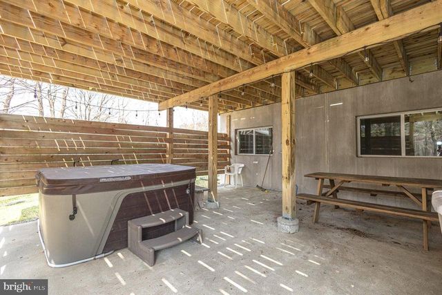 168 LAUREL LANE, Blakeslee, PA 18610