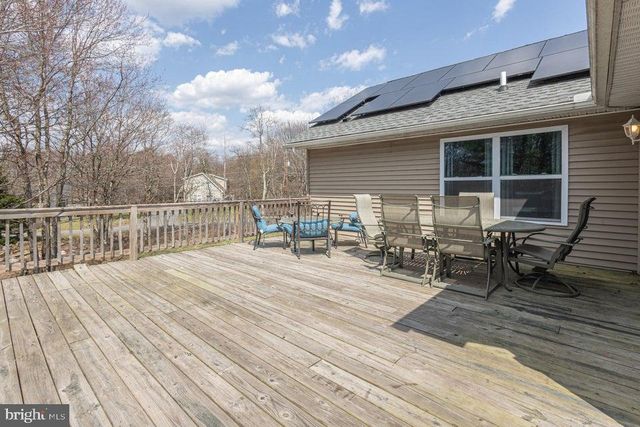 168 LAUREL LANE, Blakeslee, PA 18610