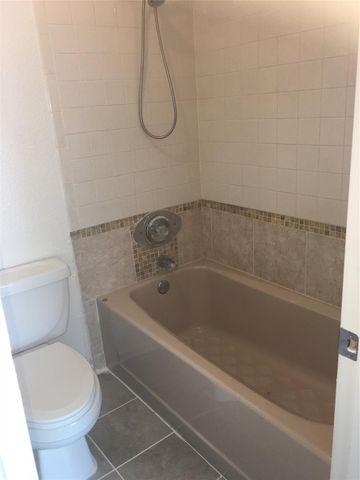 250 El Dorado Boulevard 132, Houston, TX 77598