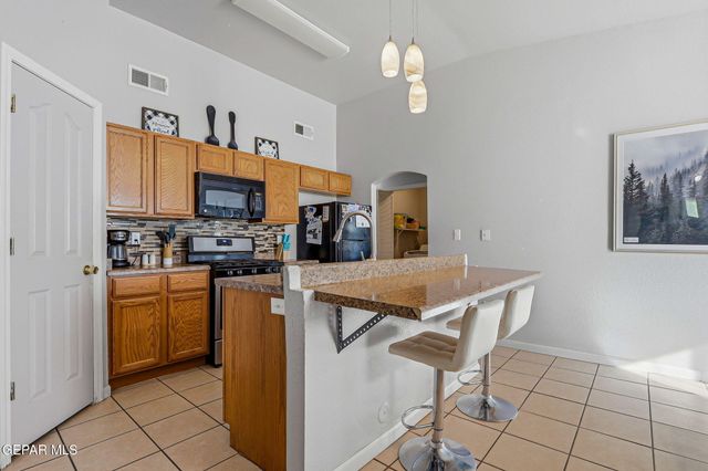 11728 LAPSTONE Way, El Paso, TX 79934