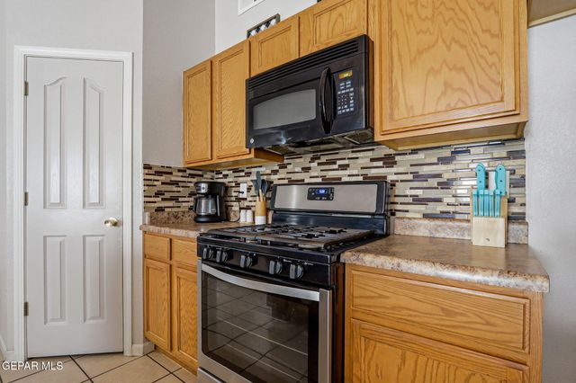 11728 LAPSTONE Way, El Paso, TX 79934