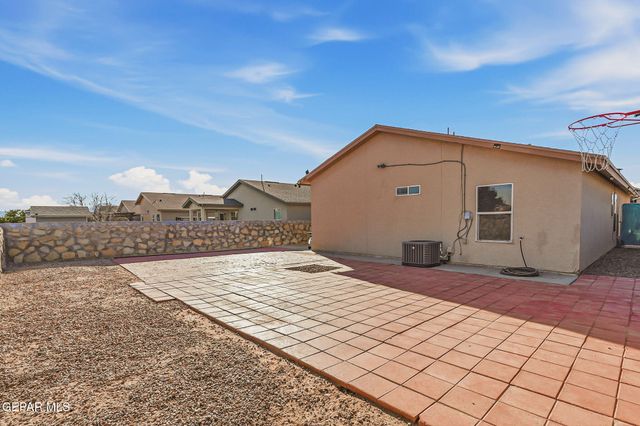 11728 LAPSTONE Way, El Paso, TX 79934