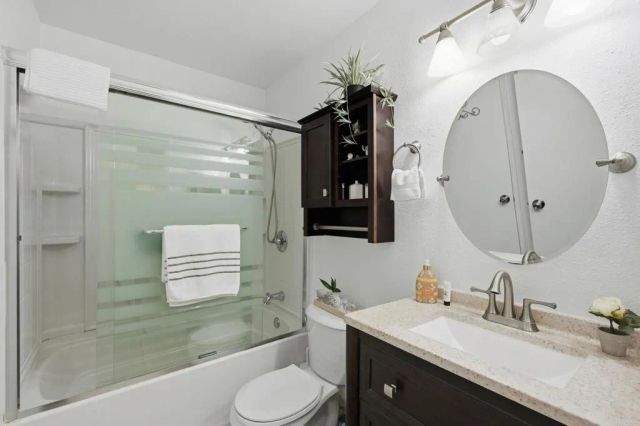 3513 Caminito Sierra 101, Carlsbad, CA 92009