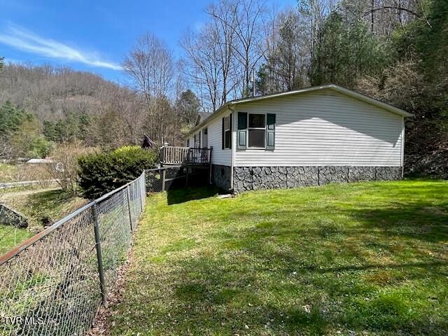 7036 Bear Branch Road, Norton, VA 24273